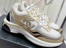 Load image into Gallery viewer, Mommy shoes
