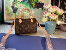 Load image into Gallery viewer, Children bag
