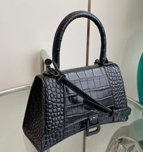 Load image into Gallery viewer, Mommy bag
